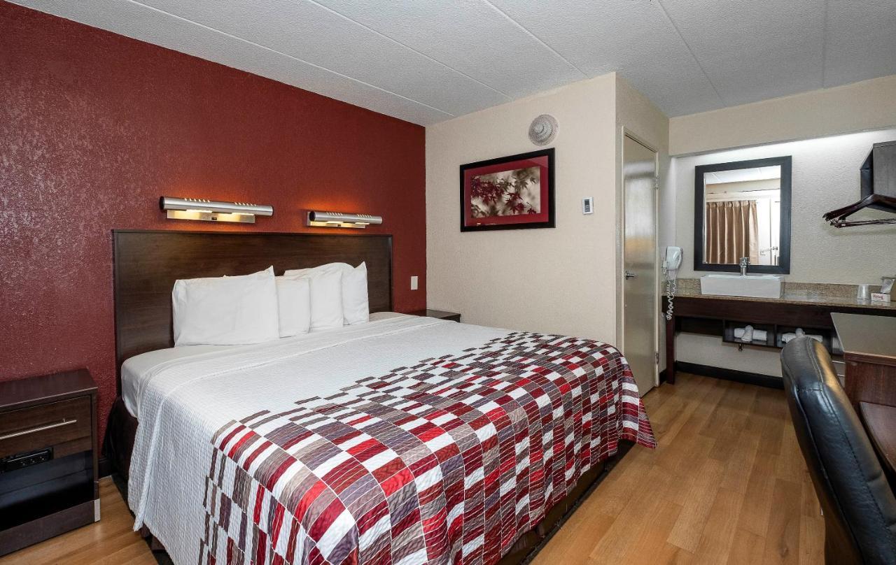 Red Roof Inn Merrillville Exterior foto